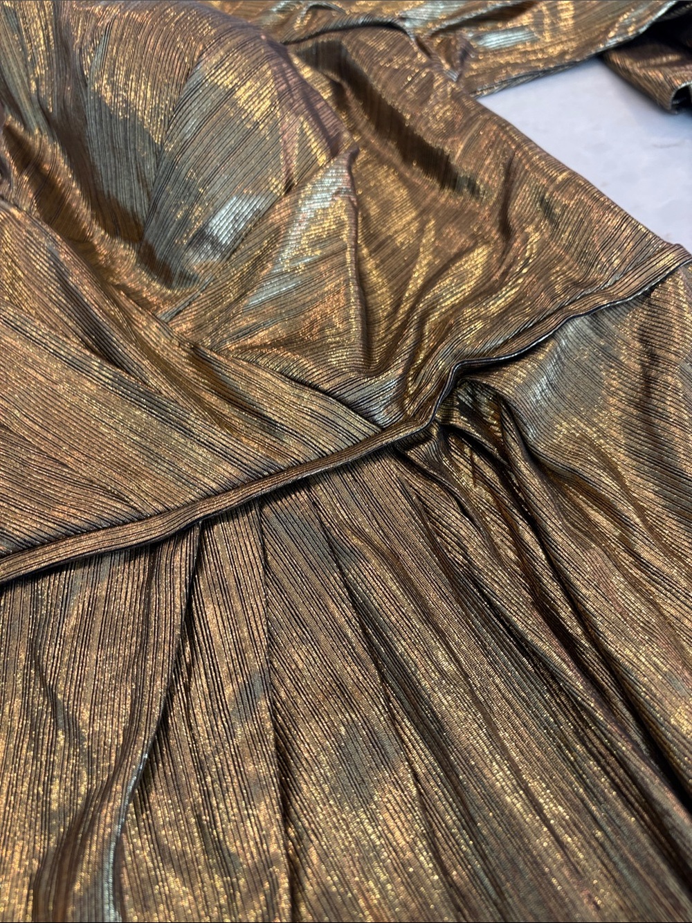 Mac Duggal Chic Metallic Evening Gown in Golden Bronze, size 22W - Picture 5 of 10